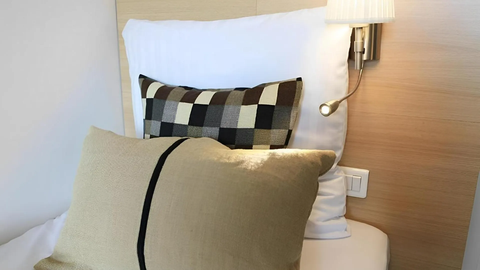 Sleephotels Hamburg 3*,  Germany
